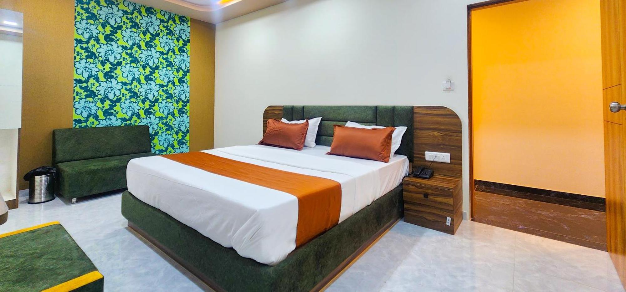 Hotel Nova Blue Ahmedabad Exterior foto